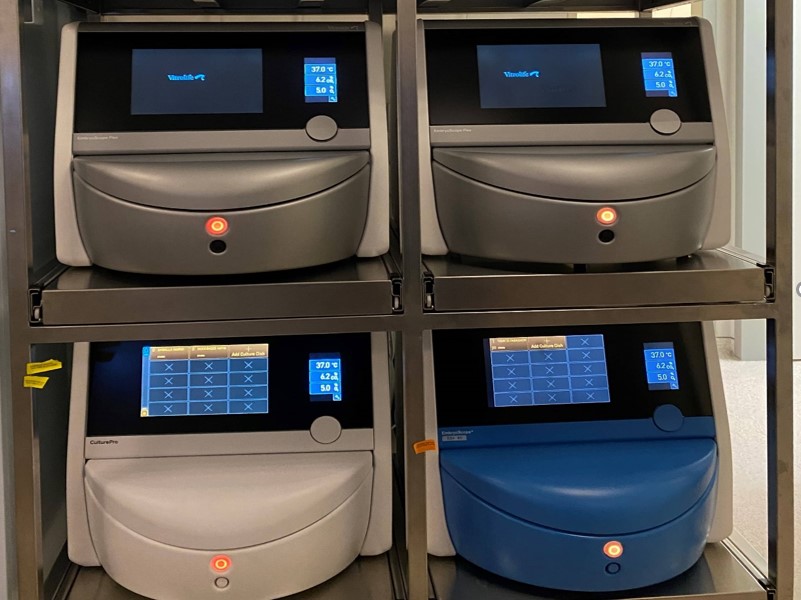 Τρία νέα Συστήματα Embryoscope στο Institute of Life